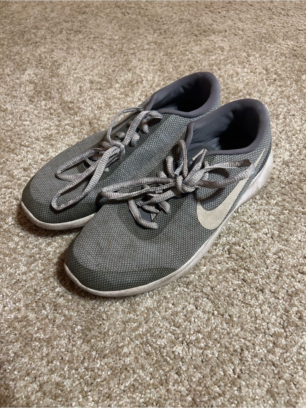 Tennis Shoes